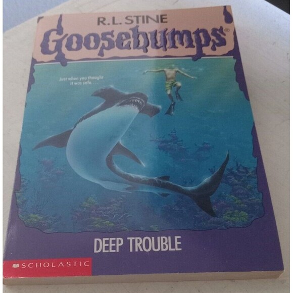 R.L. Stine's Goosebumps Book #19 Deep Trouble Preowned - Picture 5 of 8